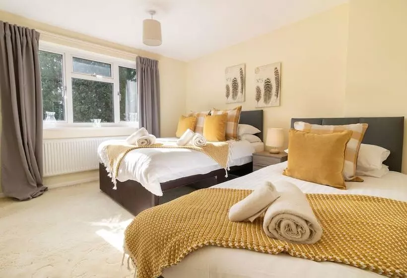ペンション Rivermead Serviced Accommodation