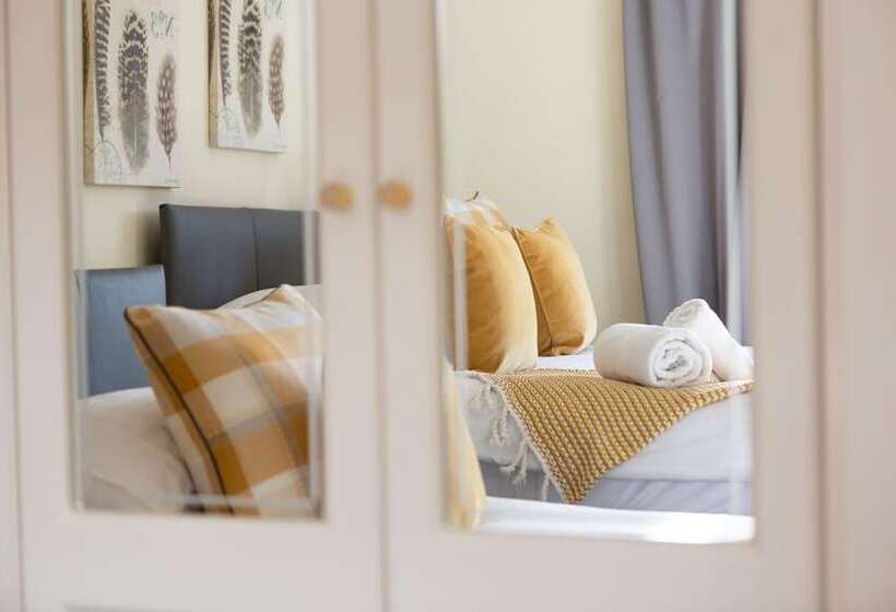 ペンション Rivermead Serviced Accommodation