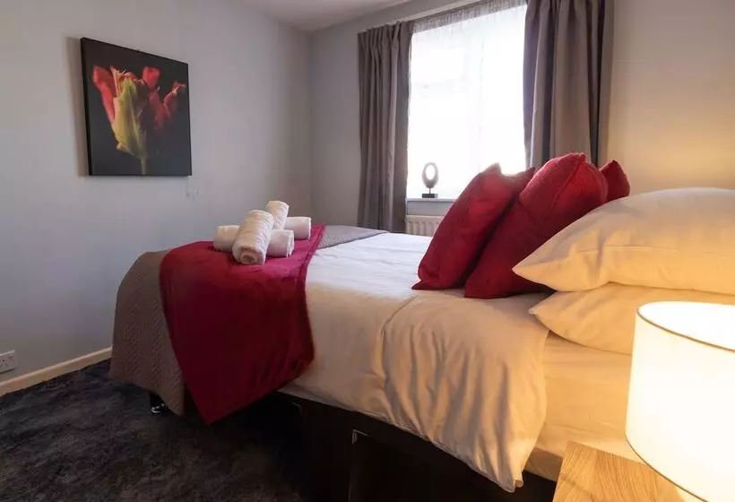 ペンション Rivermead Serviced Accommodation