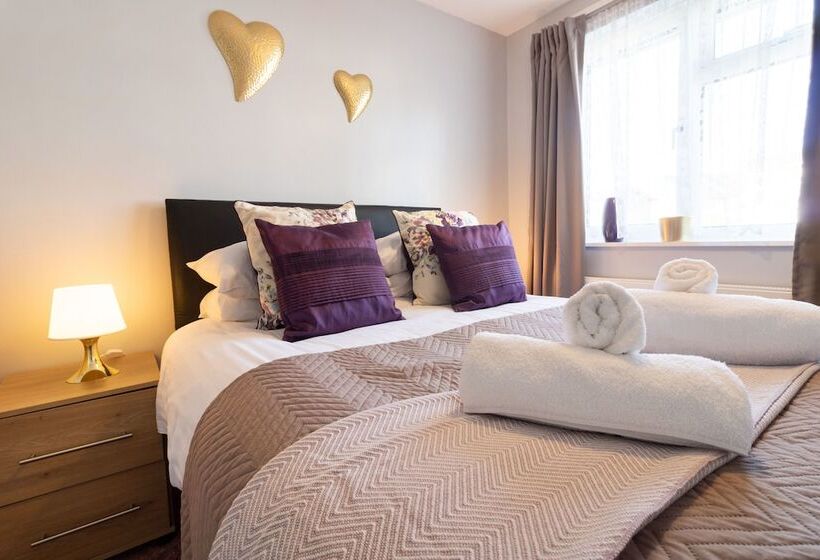 ペンション Rivermead Serviced Accommodation