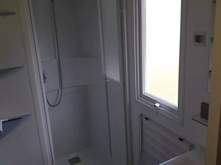 Hotelli Camping La Croix Badeau   Mobilehomes