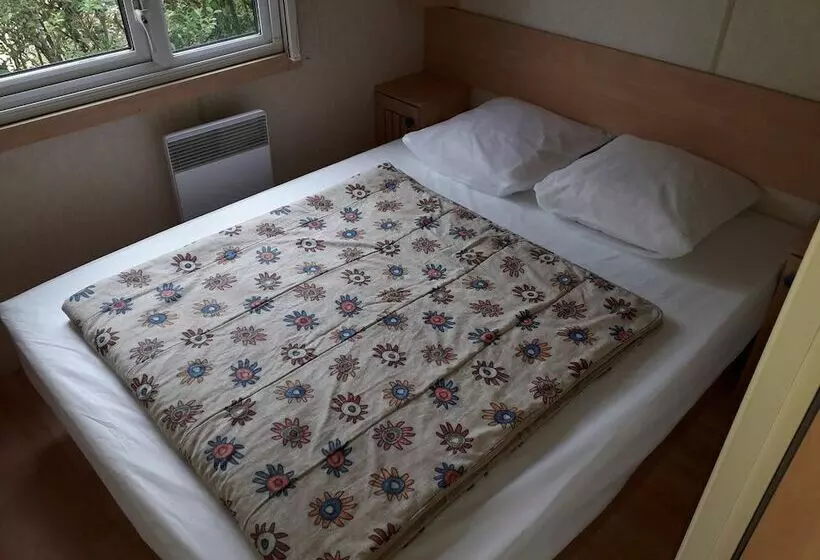 Hotelli Camping La Croix Badeau   Mobilehomes