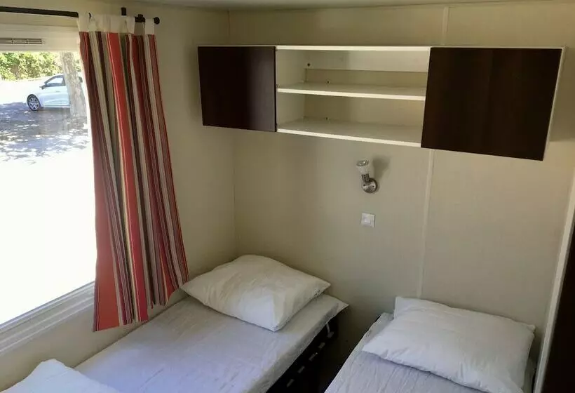 Hotelli Greenchalets Glamping Argeles Sur Mer