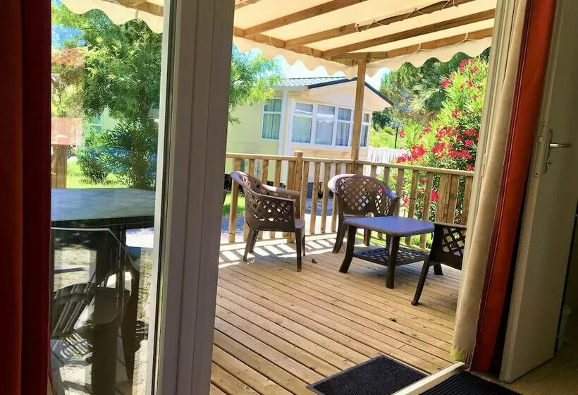 Hotelli Greenchalets Glamping Argeles Sur Mer