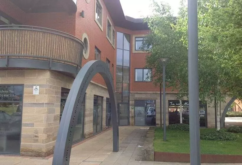 Pretty Properties Tillage Green