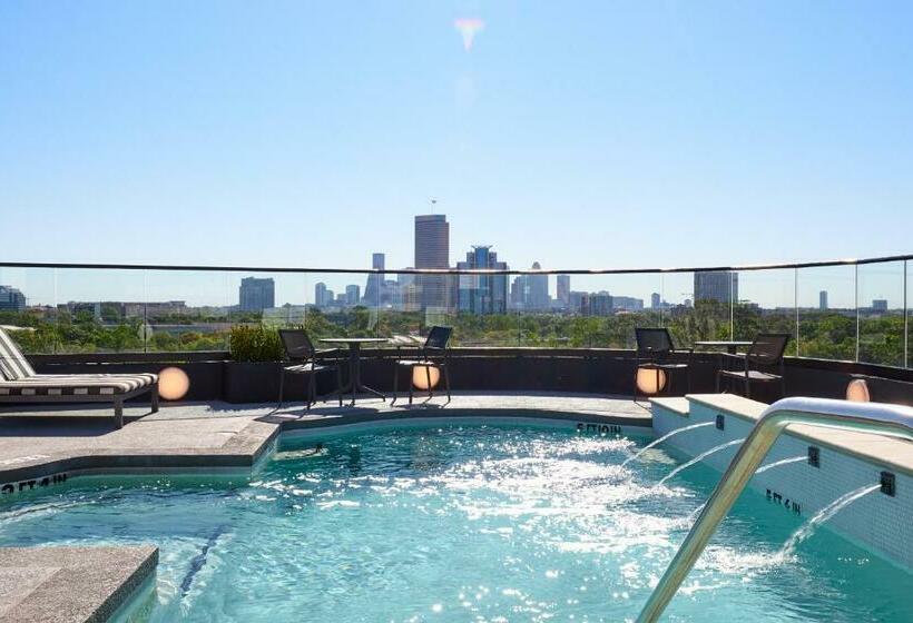 Sonder At Bayou On The Bend