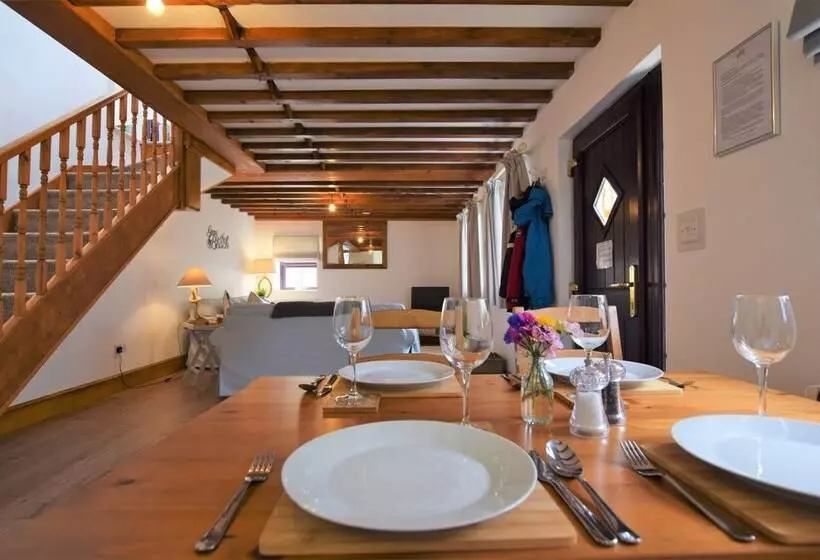 Byre Cottage