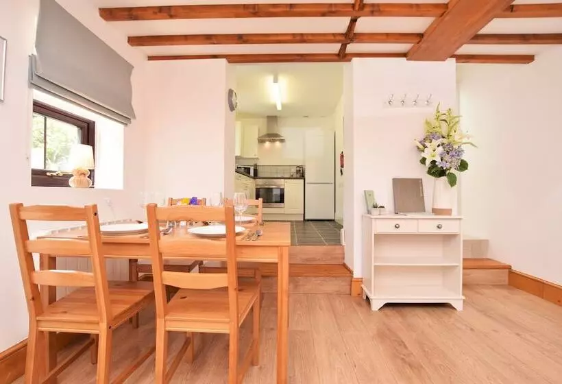Byre Cottage