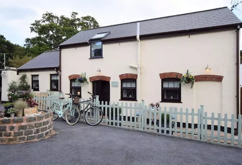 Byre Cottage