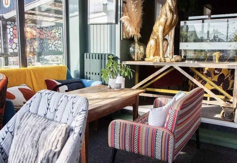 Hotelli Hôtel Des Pins