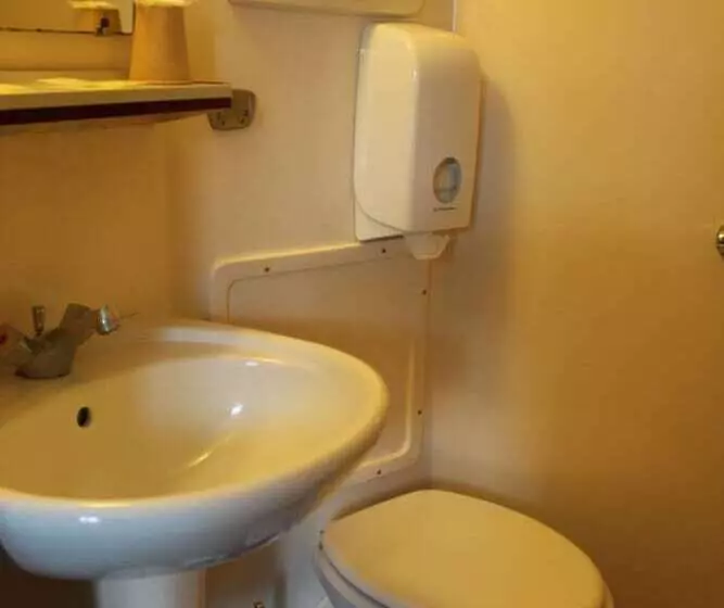 Hotelli Hôtel Des Pins