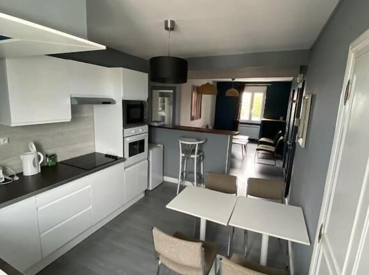 ホテル Hôtel Des Pins