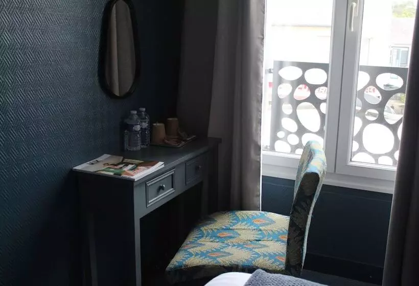 Hotelli Hôtel Des Pins