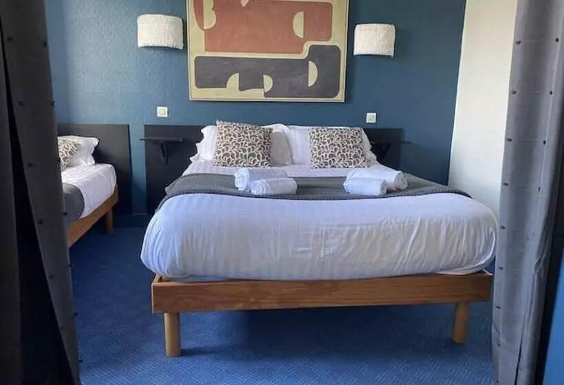 Hotelli Hôtel Des Pins