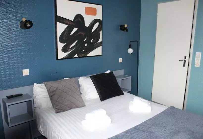 Hotelli Hôtel Des Pins