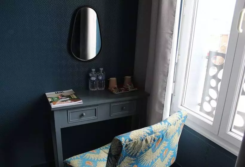 Hotelli Hôtel Des Pins