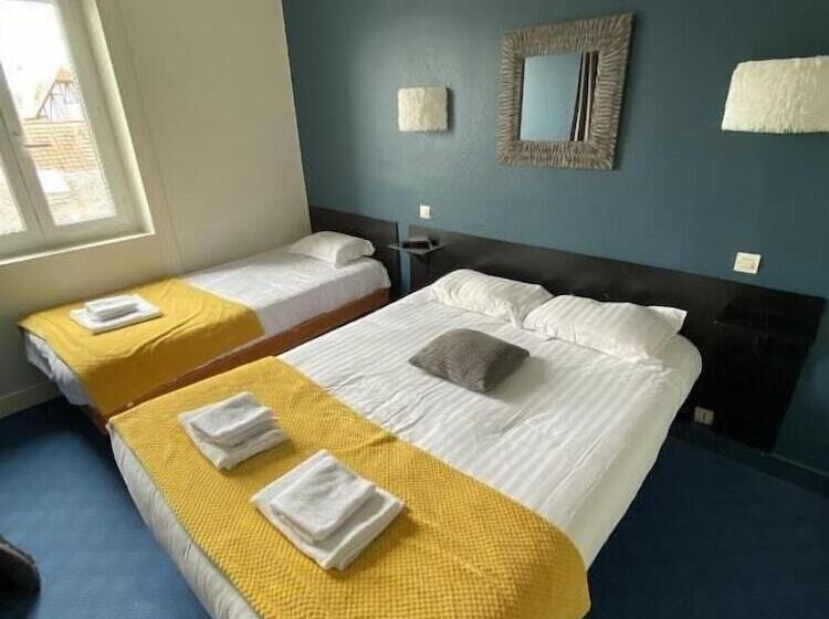 ホテル Hôtel Des Pins