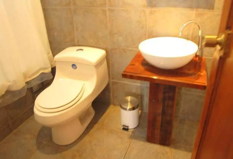 هتل Kolping Valparaiso