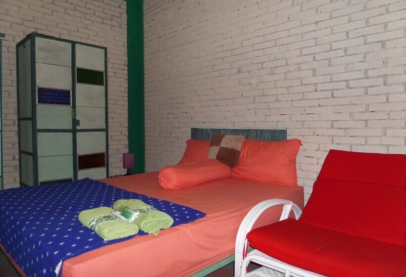 Hotel Omah Ndeliq Jogja