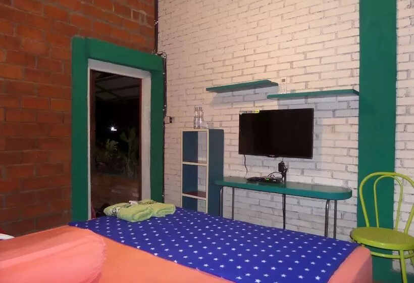 هتل Omah Ndeliq Jogja