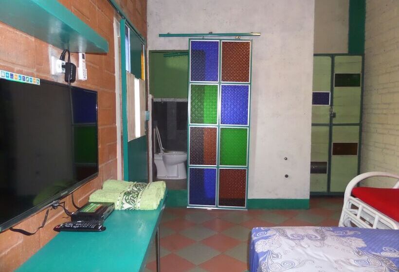 Hotel Omah Ndeliq Jogja