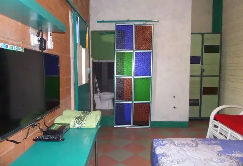 هتل Omah Ndeliq Jogja