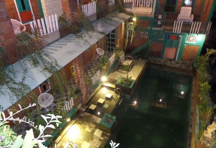 Hotel Omah Ndeliq Jogja