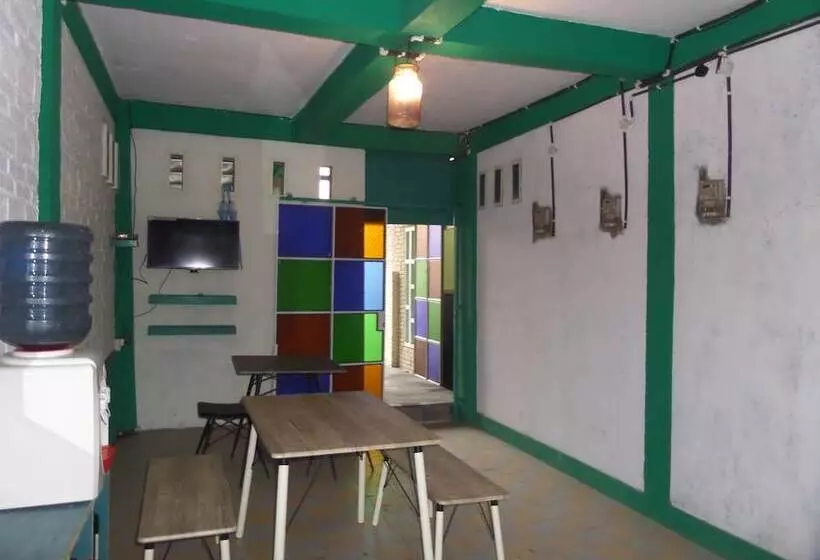 هتل Omah Ndeliq Jogja