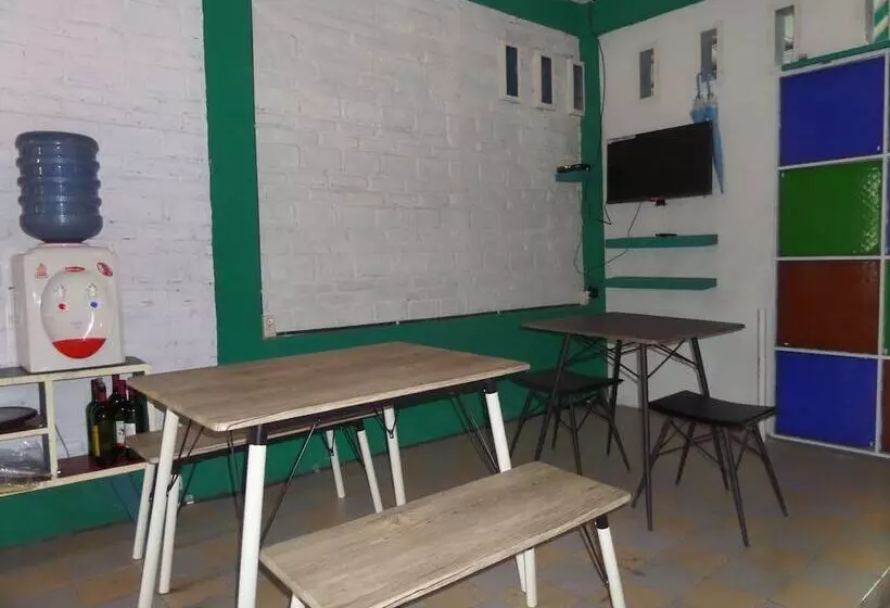 هتل Omah Ndeliq Jogja