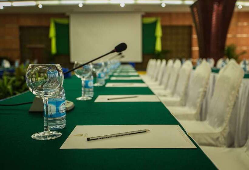 هتل Pacific Premier Resort & Spa