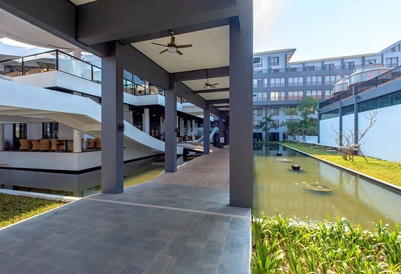 هتل Pacific Premier Resort & Spa