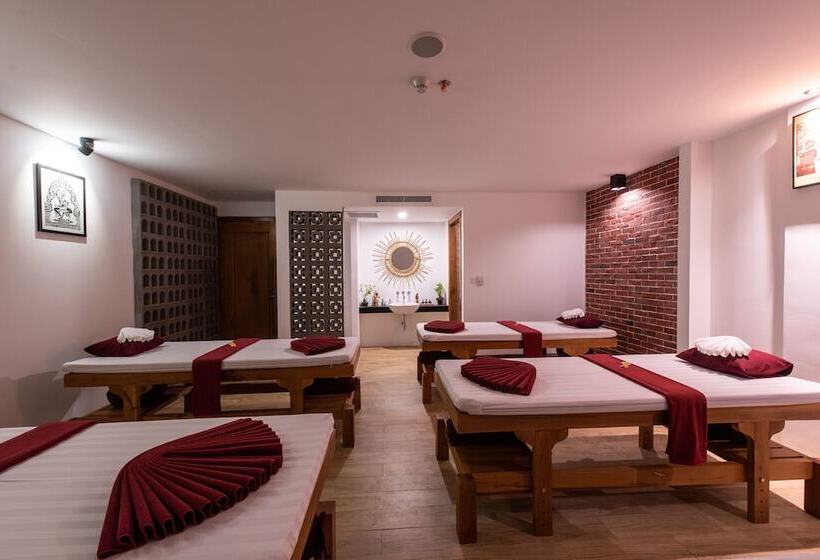 هتل Pacific Premier Resort & Spa