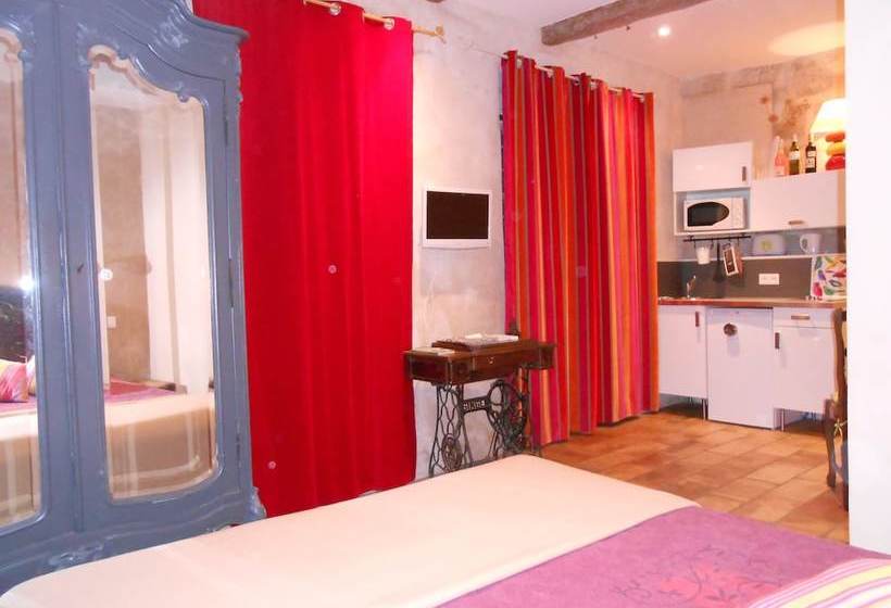 Les Litanies Centre Historique Pezenas