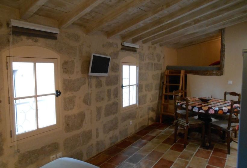 Les Litanies Centre Historique Pezenas