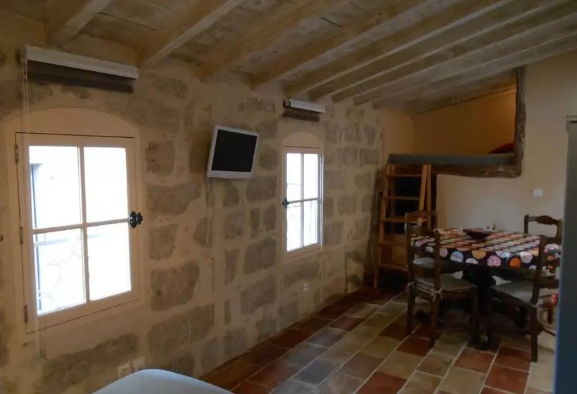 Les Litanies   Centre Historique Pezenas