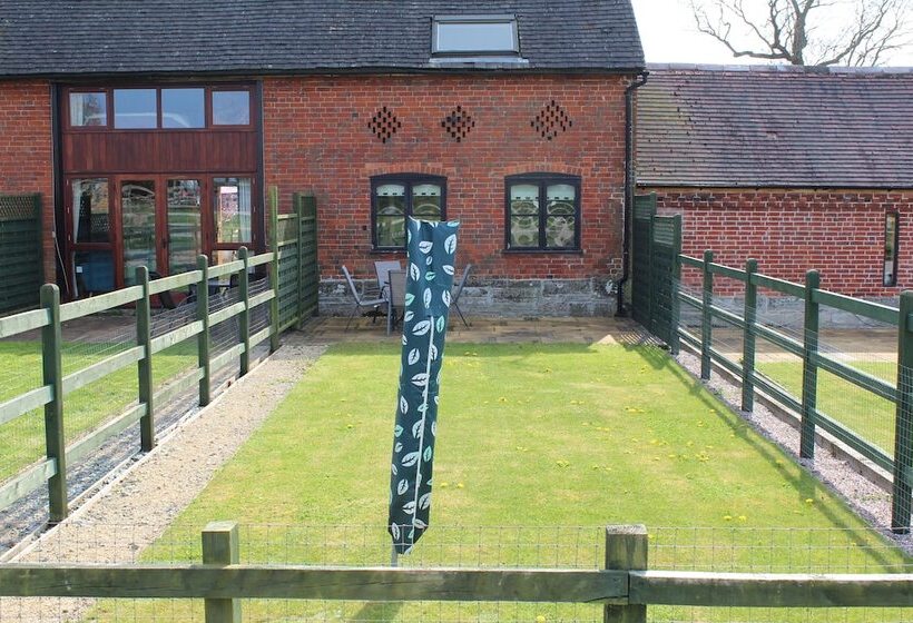 Whitley Elm Cottages