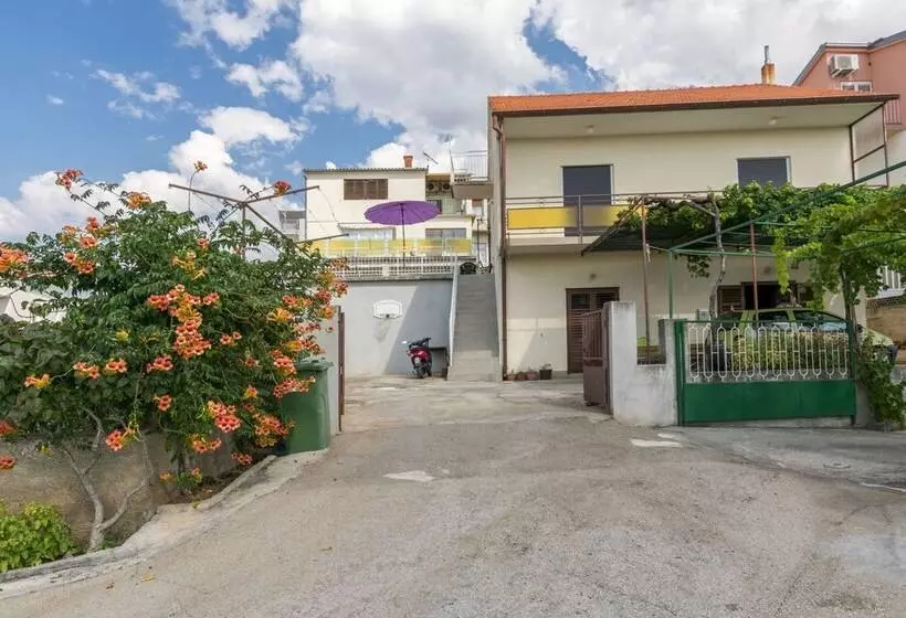 Apartment Lele