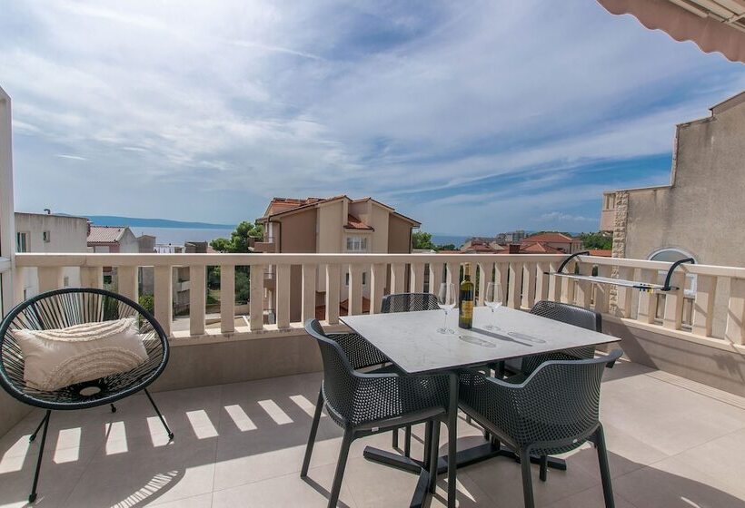 Apartments And Rooms Kapulica