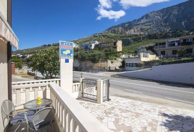 Apartments And Rooms Kapulica