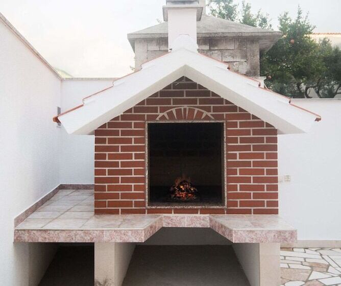 Apartments And Rooms Kapulica