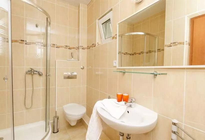 Apartments Bujola City Park View