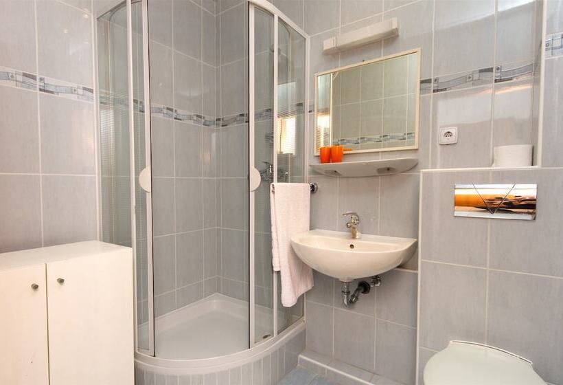 Apartments Bujola City Park View