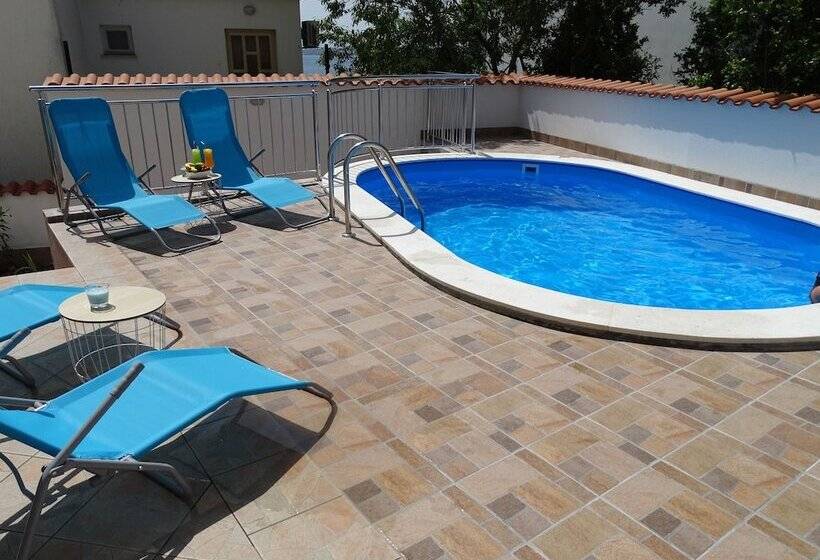 Apartments Villa Maria