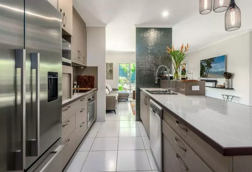 Mango Wood Villa Tropical Coastal Living