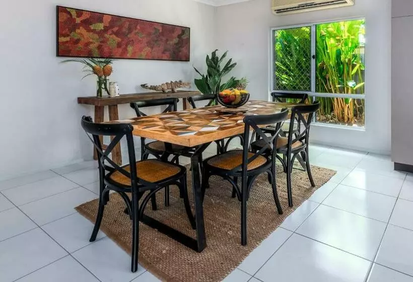 Mango Wood Villa Tropical Coastal Living