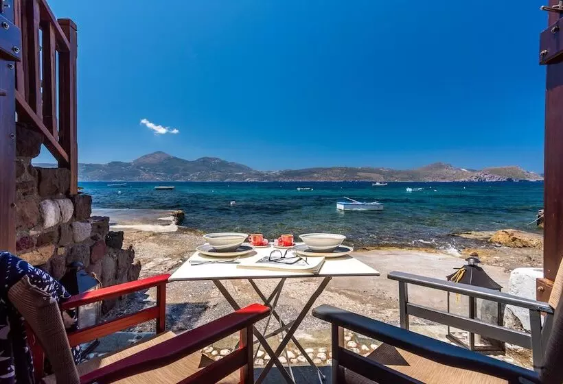 Neosikos Amazingbeach House Milos Island