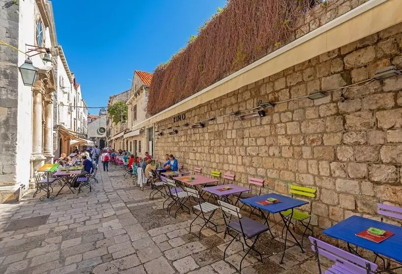 Apartments Feri