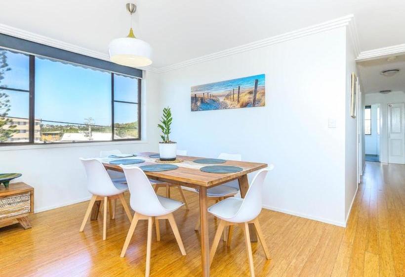 Kingsway Apartment 3