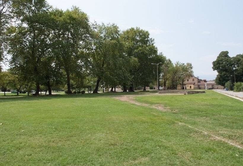 Meteora Christian S Place