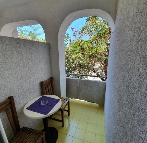 پانسیون Apartments Dupin